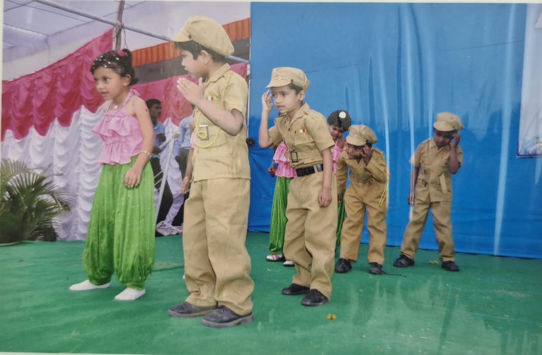 Saluting children